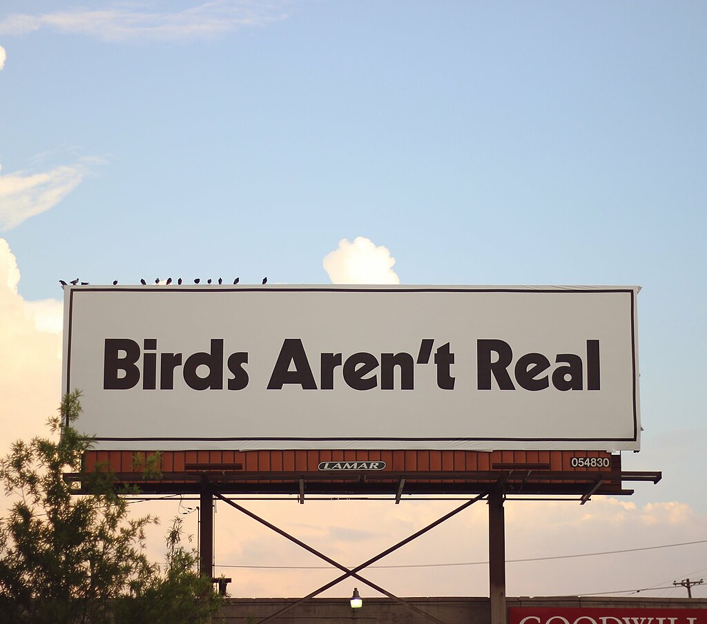 Birds_Aren't_Real _billboard_in_Memphis.jpg
