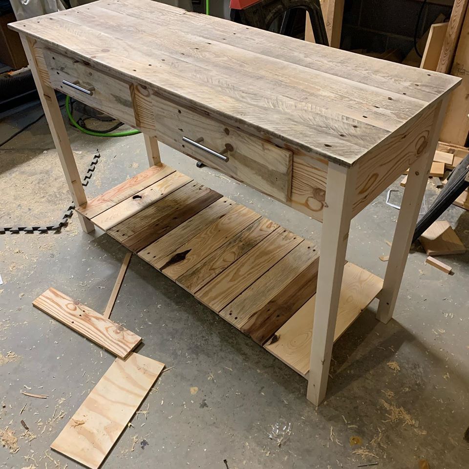 desk.jpg