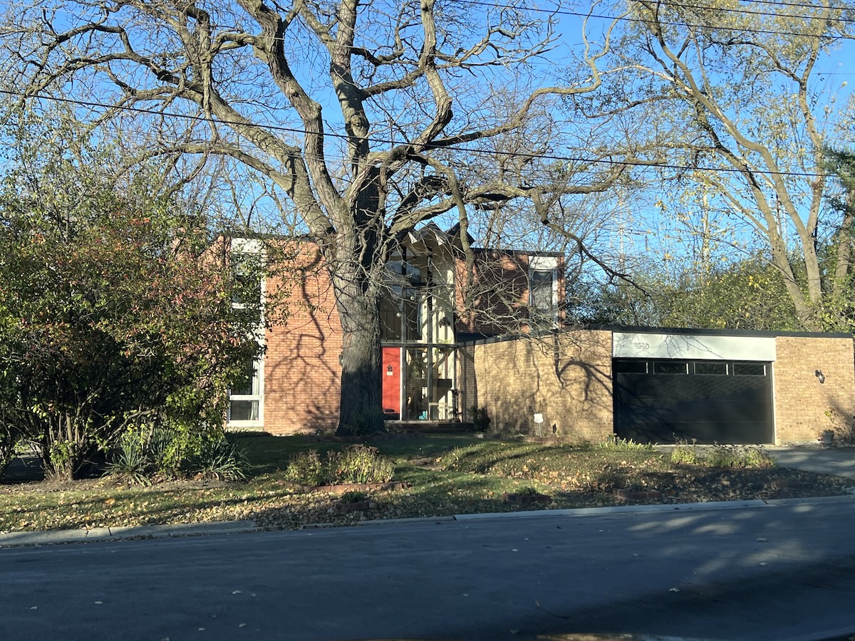 Lincolnwood IL midcentury 2014 1.JPG