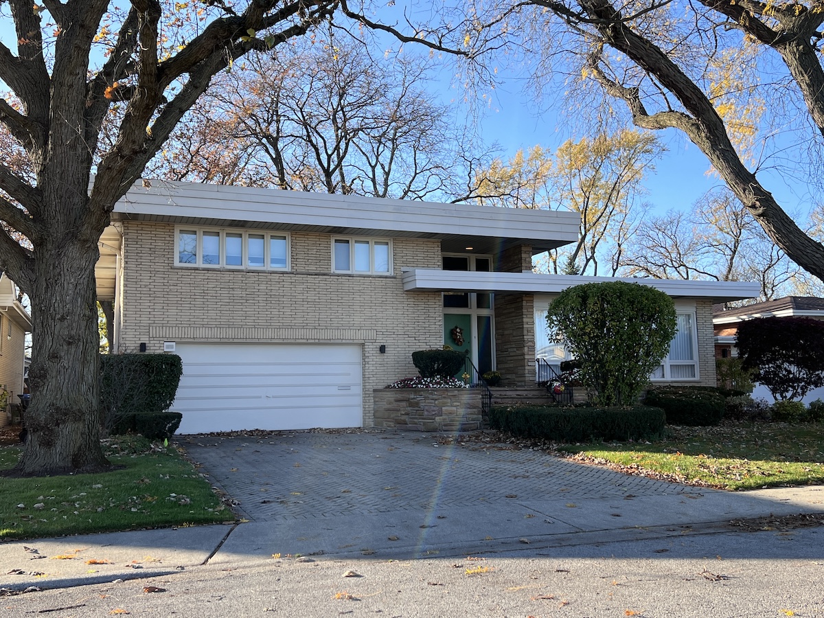 Lincolnwood IL midcentury 2014 3.JPG