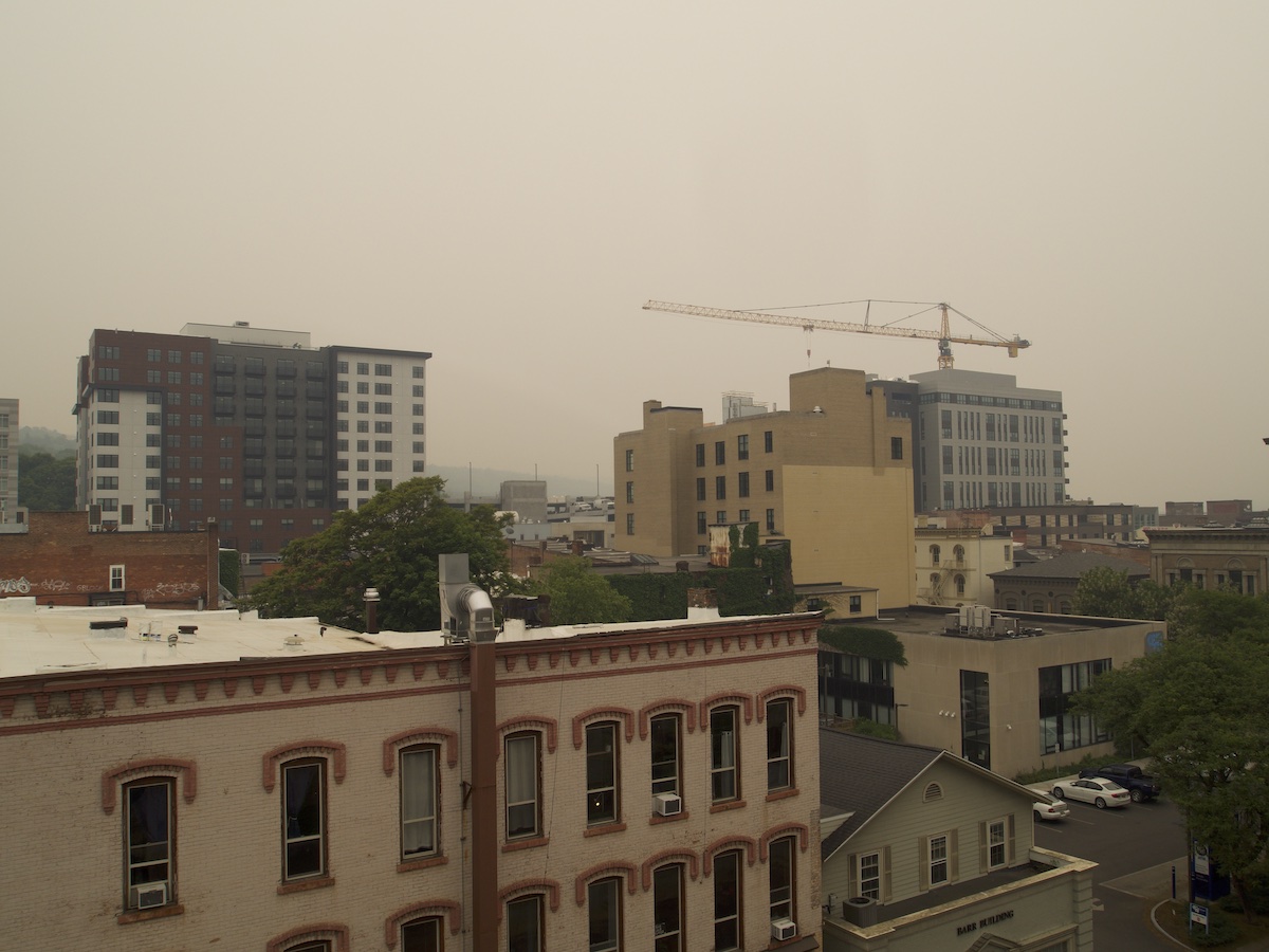quebec fire 20.jpg