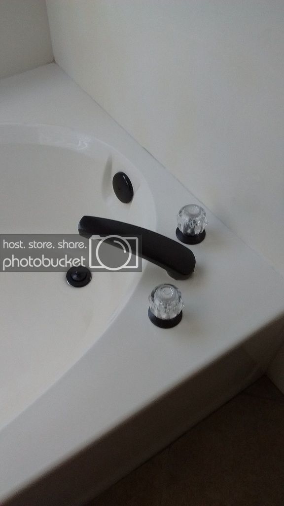 Roman%20Tub%20Faucet.jpg