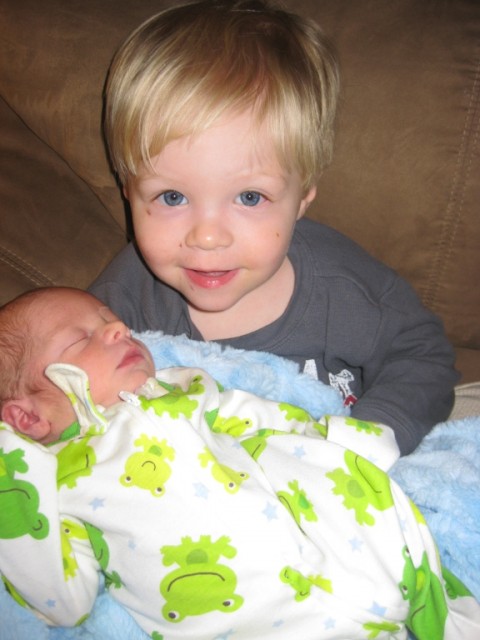 Twins_007-modified.jpg