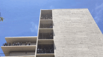 200.gif