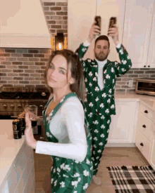 happy-st.gif