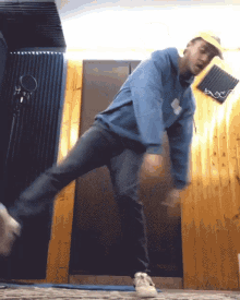 dance-move-dancing.gif