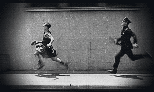 51a4bb5646de030a47a55f6d505bab5b.gif